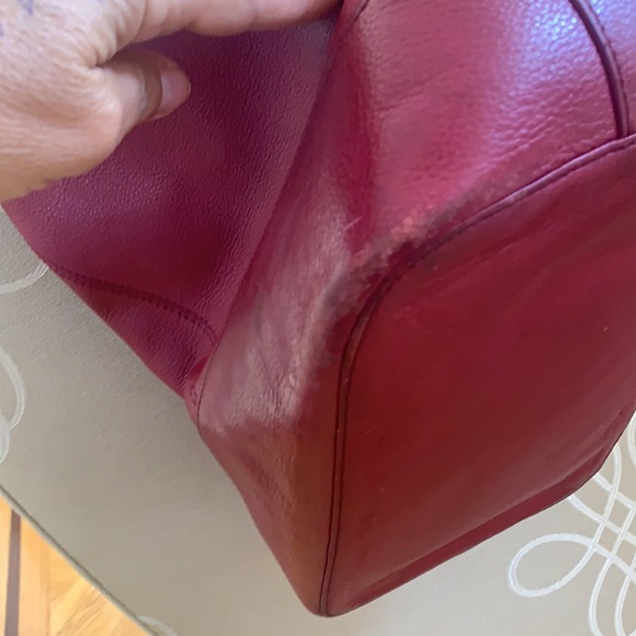 TORY BURCH CHERRY RED MICHELLE TOTE BAG - Picture 4 of 15